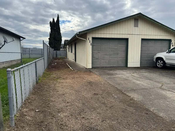 111 43rd Pl, Springfield, OR 97478