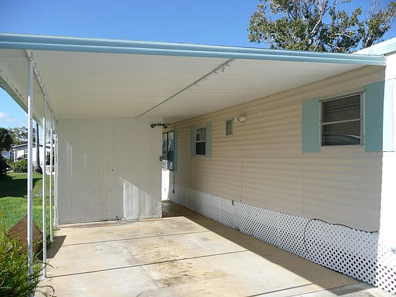 4th image of 5261 Isabelle Ave