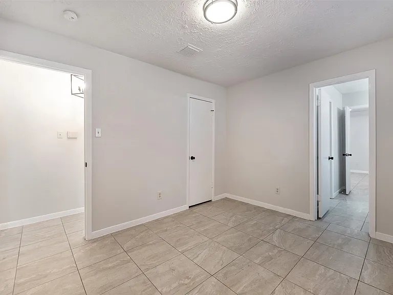 16419 Lost Quail Dr — Photo 26
