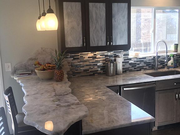 Kitchen and bar area
