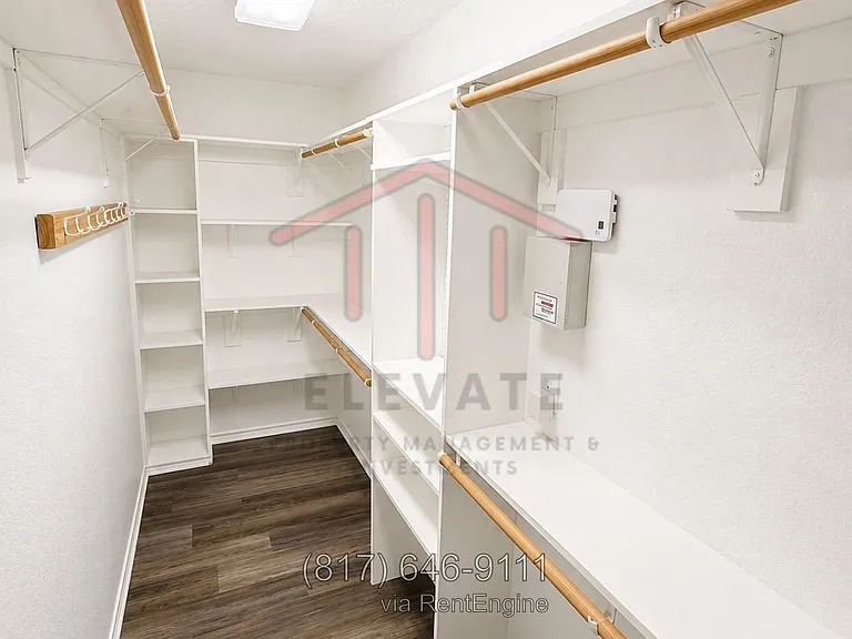 2117 Pinwood Cir — Photo 15