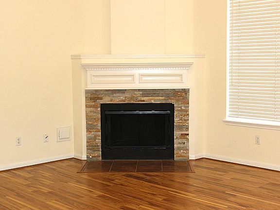 5th image of 1304 Rachel Ct