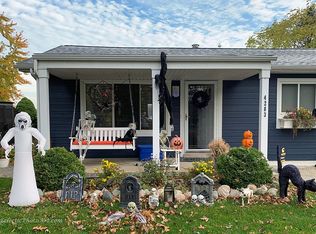 4283 Clifford Rd, Brighton, MI 48116