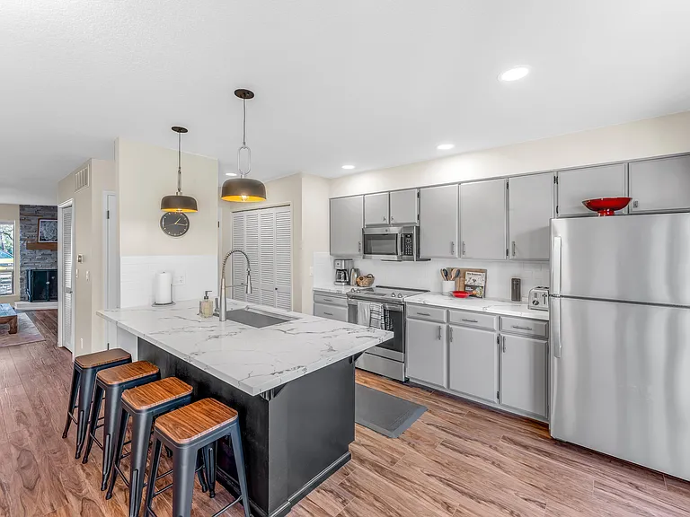 2413 NW 153rd Ave — Photo 8