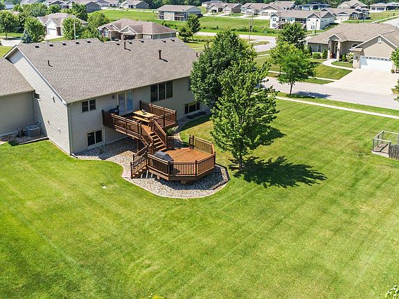 2nd image of 3337 Weston Dr