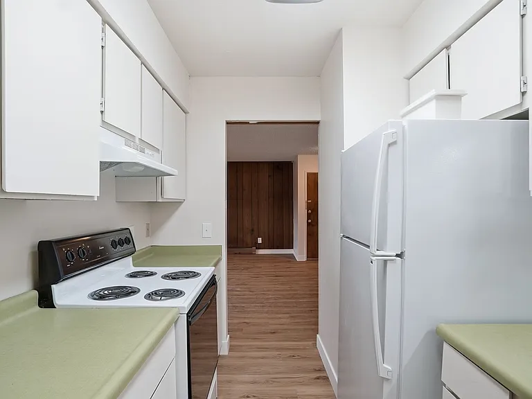 3102 E 27th Ave — Photo 35