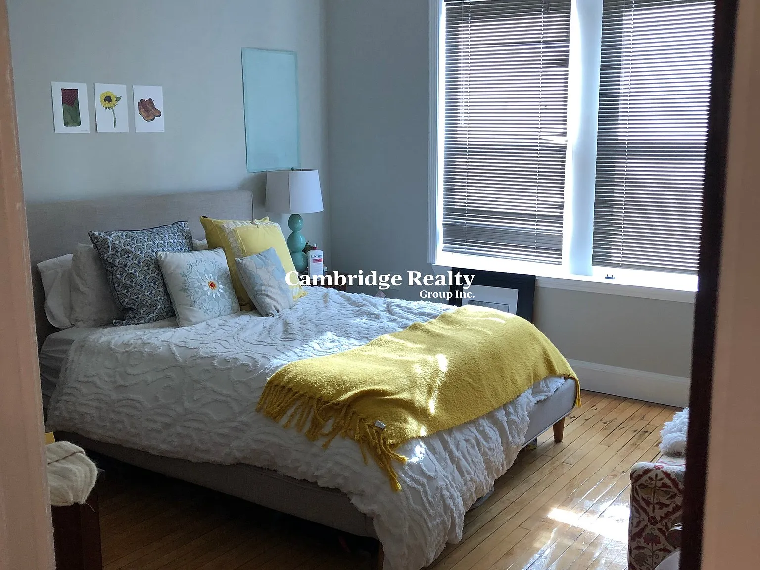 3 bed, 1.0 bath, $4,200 — Photo 4