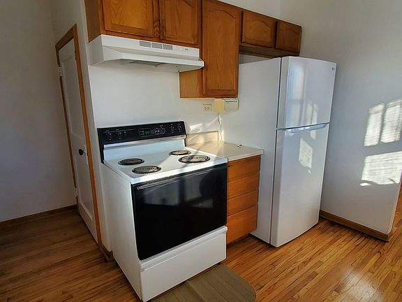 5th image of 8275 W O St