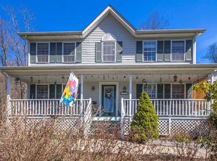 49 Florance Dr, Central Valley, NY 10917
