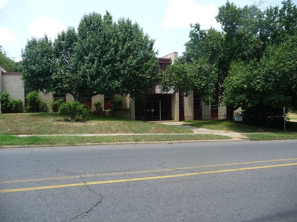 1st image of 1700 Centenary Blvd