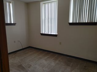 416 Sullivan Ave W #106, Waterloo, IA 50701