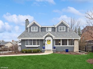 255 Exmoor Ave, Glen Ellyn, IL