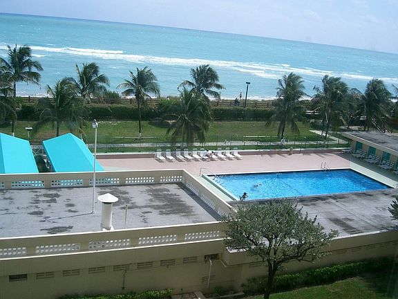 2nd image of 2899 Collins Ave APT 635