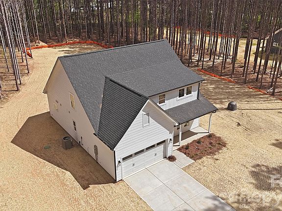 3rd image of 1424 Quiver Way