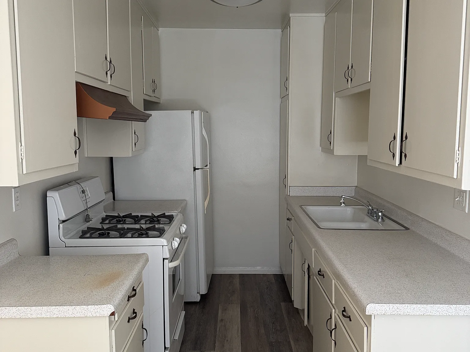 1 bed, 550 sqft, $1,795 — Photo 3