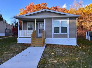 2395 Douglas Dr #702, Highland, MI 48357