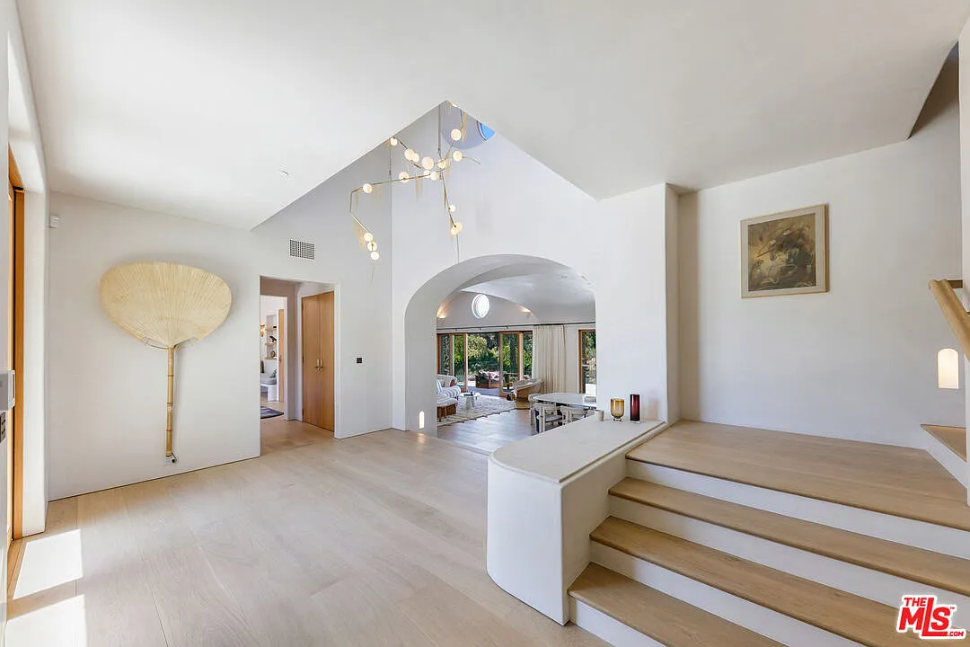 5 bed, 7.5 bath, 5213 sqft, $125,000 — Photo 4