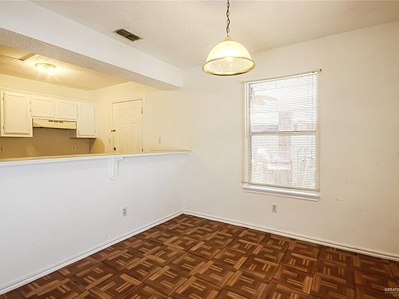 4th image of 5308 N 38th Ln