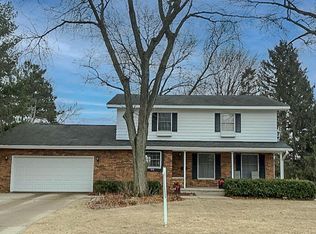 414 Oakridge Dr, Portage, WI 53901