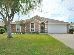 254 Wellington Trl, Weatherford, TX 76085