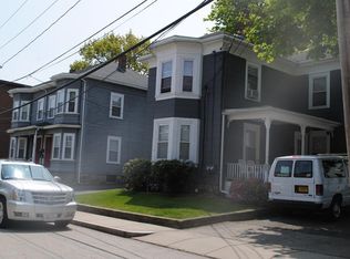 31 Walnut St FLOOR 2, Waltham, MA 02453