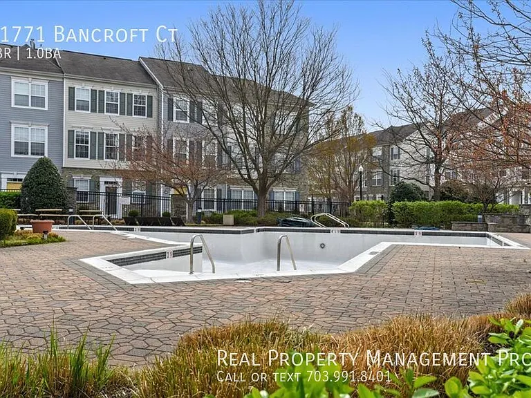 21771 Bancroft Ct — Photo 26