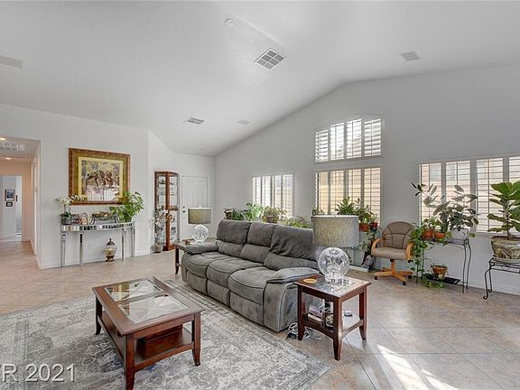 4th image of 3124 Prairie Princess Ave