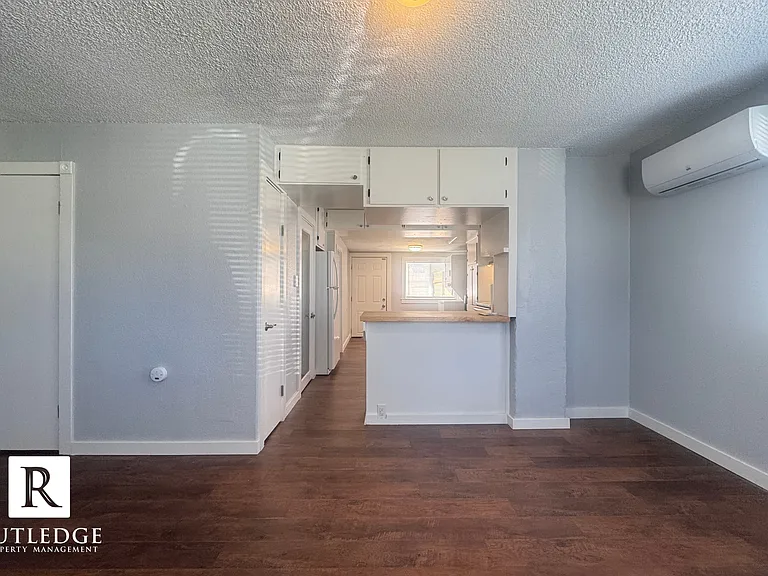 745 Dakota Ave — Photo 9