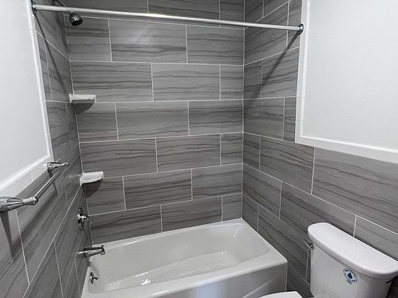2nd image of 219 Nepperhan Ave APT 4S