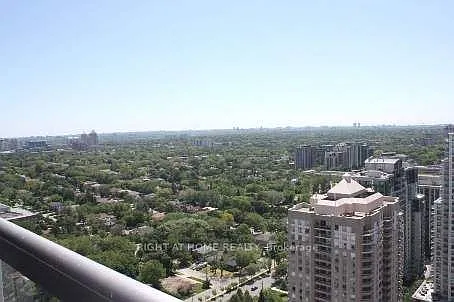 33 Empress Ave #Penthouse 506 — Photo 2