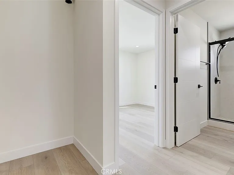 1070 Allen Ave #C — Photo 13