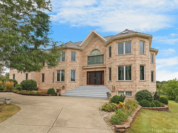 1 Red Hill Ln, South Barrington, IL 60010