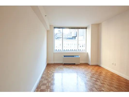 Rented by Mirador Real Estate | media 12