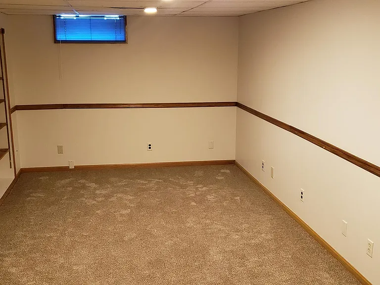 4272 W Alvina Ave #1 — Photo 10