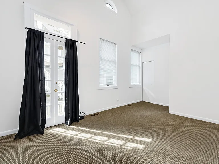 236 W Willow St #CH — Photo 11