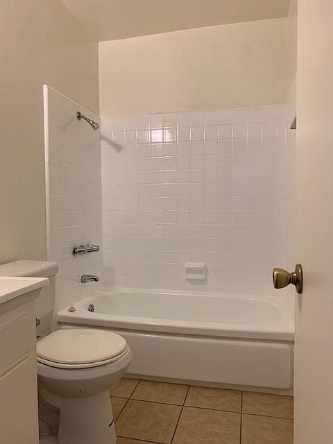 1st image of 14160 Roscoe Blvd #6