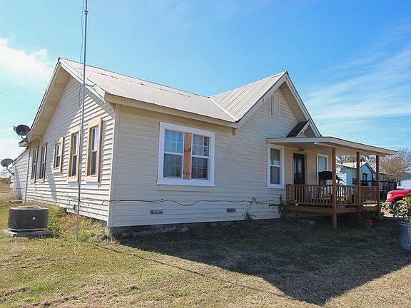 2nd image of 3067 Homannville Trl