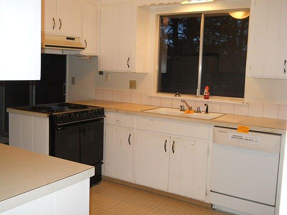 5th image of 5019 66th Ave W