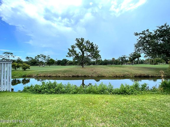 3rd image of 166 BERMUDA Court