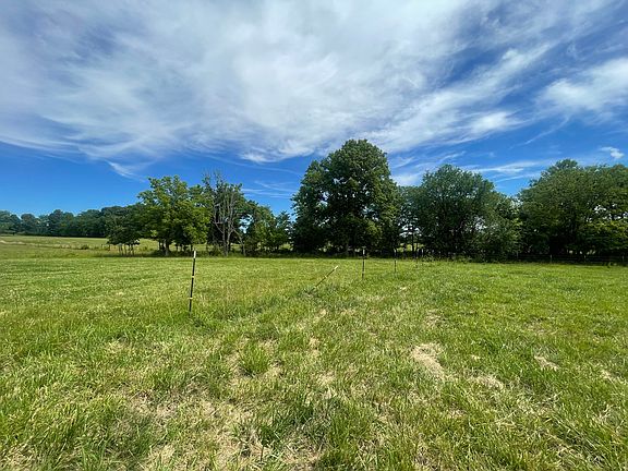 3rd image of 2131 N State Highway 125