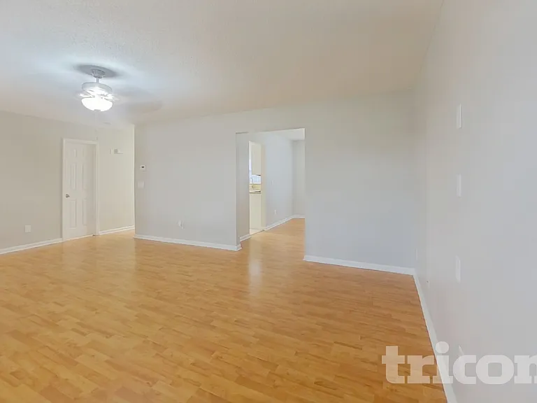 7145 Streator Ct — Photo 2