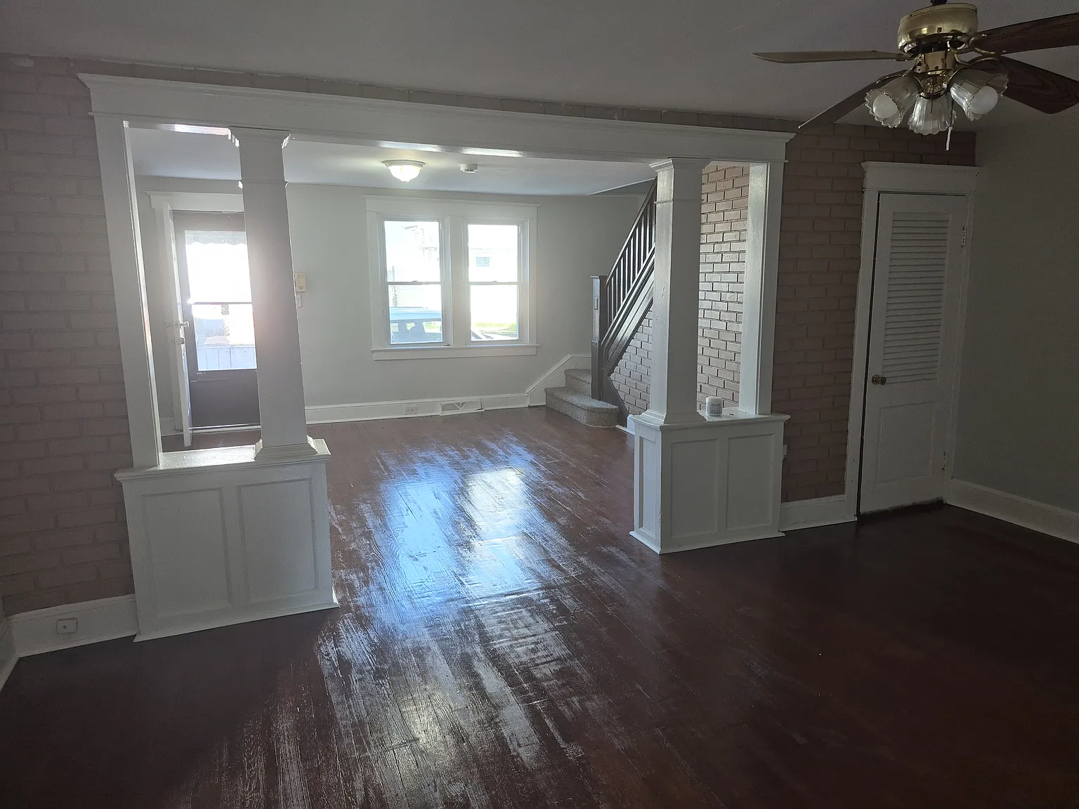 4 bed, 1827 sqft, $2,200 — Photo 4