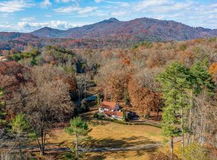 900 Lemons Branch Rd, Bryson City, NC 28713