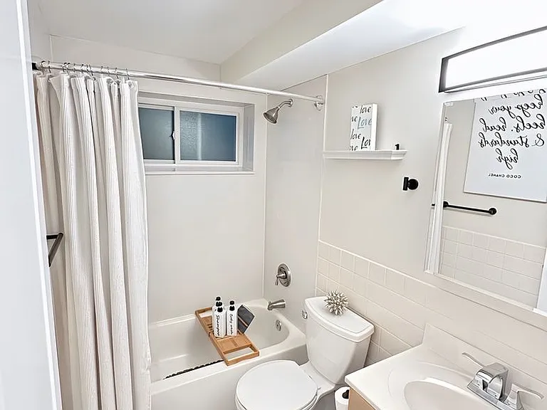 5801 Sunshine Dr #203 — Photo 8