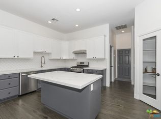 16 Tucson Cir, Palm Desert, CA 92211