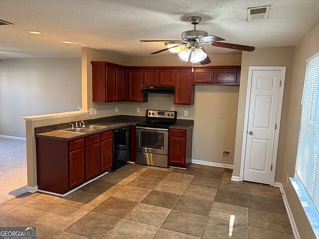 306 Lauren Dr — Photo 4