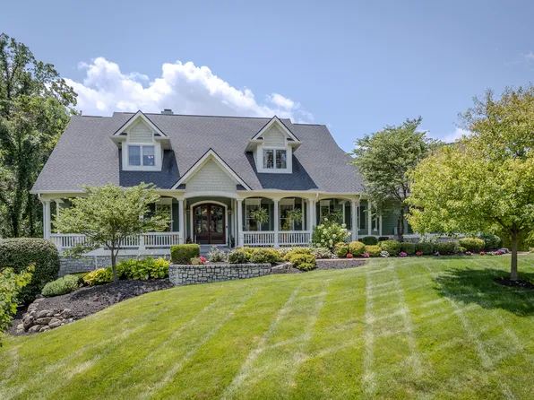 15239 Geist Ridge Dr, Fishers, IN 46040