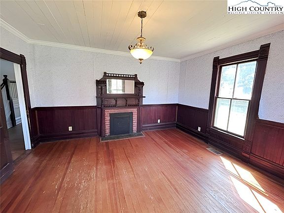 3rd image of 202 E Central Avenue