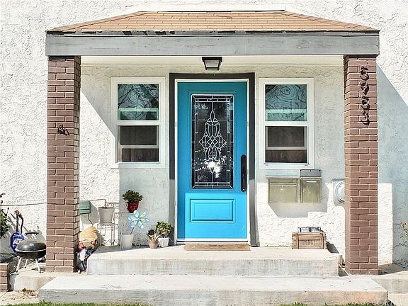 4th image of 5953 Dunrobin Ave