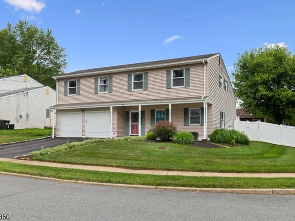 25 Bordeaux Dr., Mount Olive Twp., NJ 07836